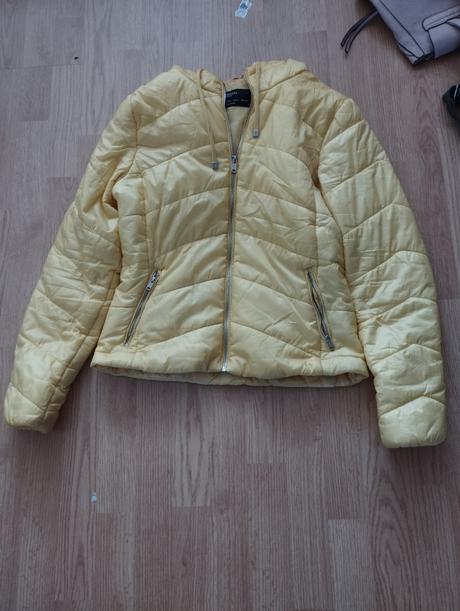 Prechodná bunda, bershka,l