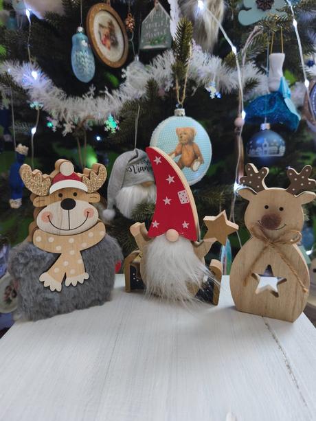 Dekorácie spolu tri kusy, 