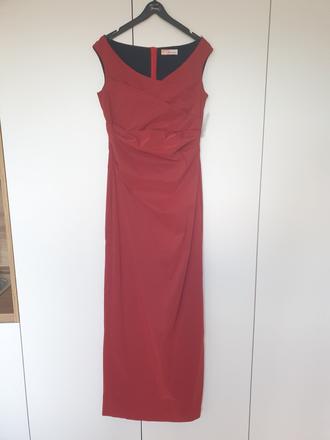 Spoločenské šaty, 36