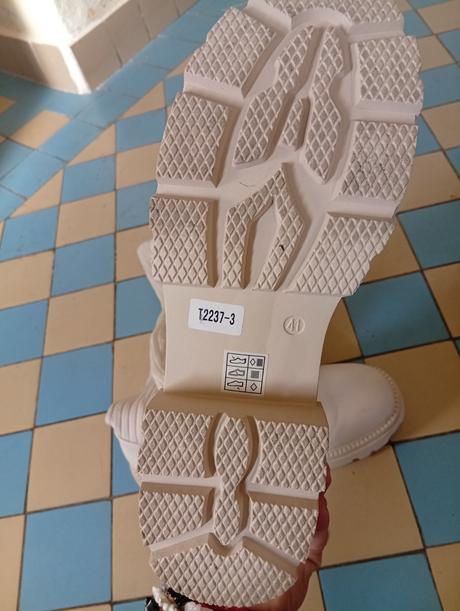 Prechodné čižmy, 41