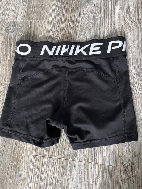Nike pro kraťasy, nike,140