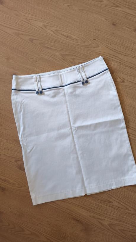 Biela elegantná sukňa chantall 38, chantall,m