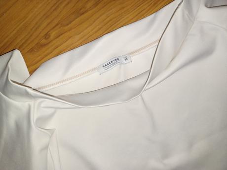 Reserved top, reserved,xs