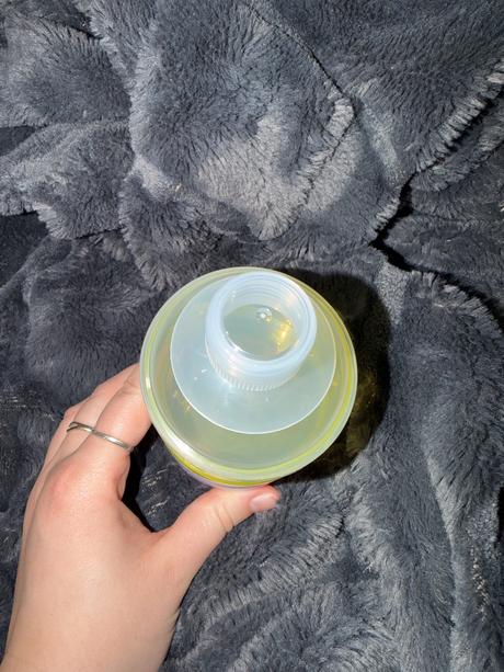 Praktické dózy na dávkovanie umelého mlieka, 