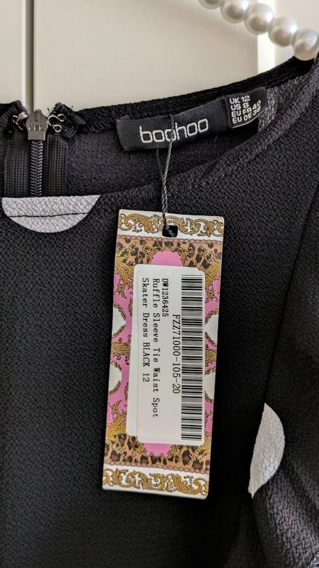 Nové bodkované šaty boohoo, l