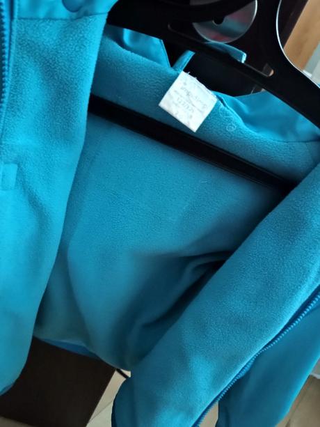 Bunda do dažďa, 128