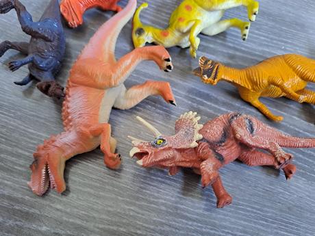 Dinosaury, rôzne,