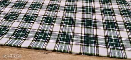 Bavlnená látka - karo zelene mix - cena za 10 cent,