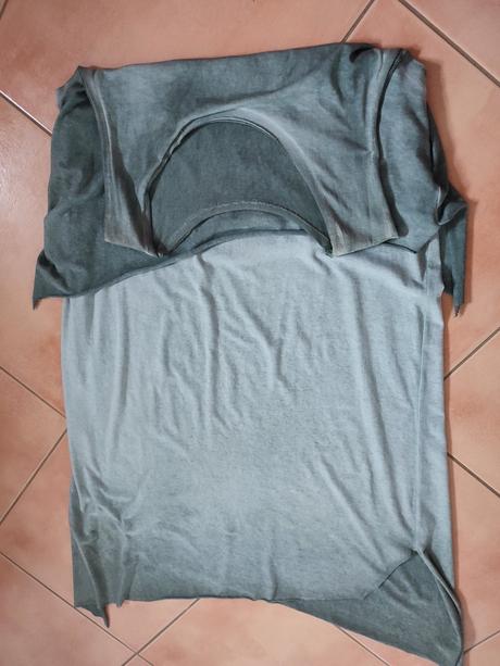 Dámske  asymetrické šaty zn.unisono, s