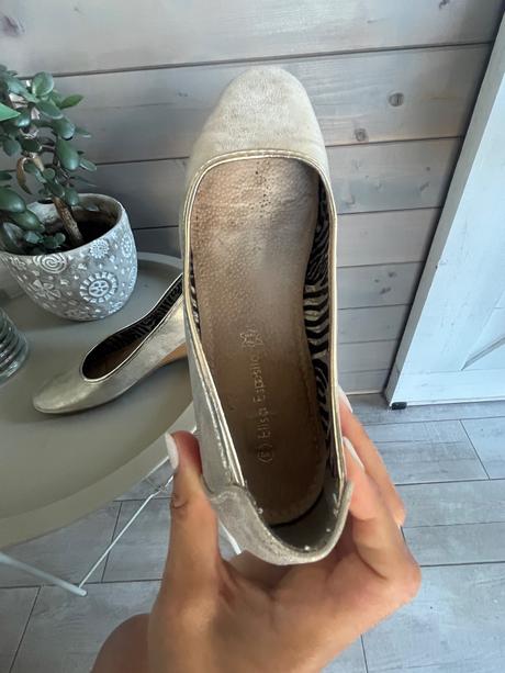 Nádherne kožene metalické poltopánky, 39