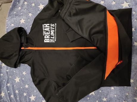 Tepláková súprava, 146