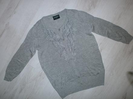 Svetrík so 7/8 rukávmi a volánikmi zn.soaked-m, m