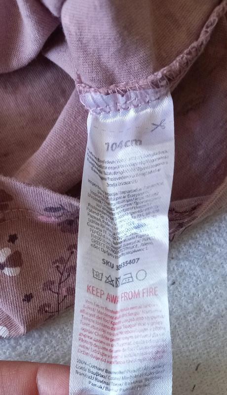 Elegantné tričko, 92