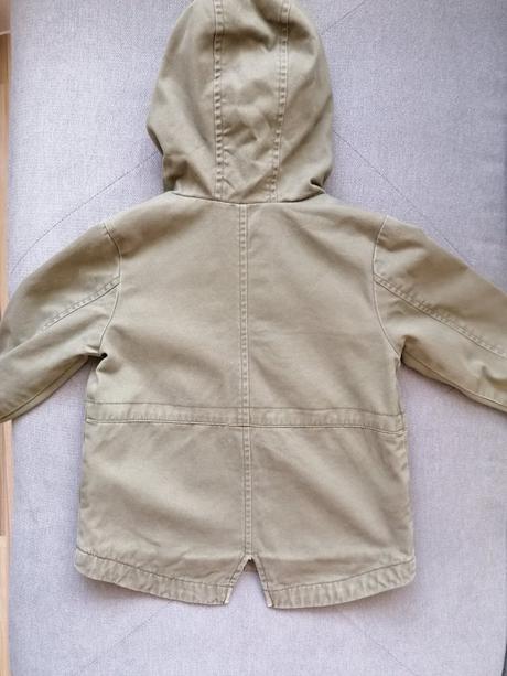 Prechodná parka, reserved,86
