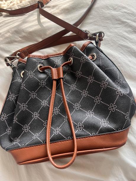 Bucket hnedo-čierna kabelka, 