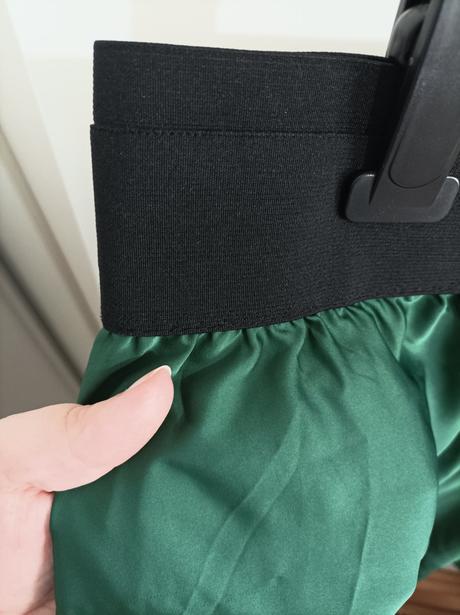 Sukňa saténová, xxl