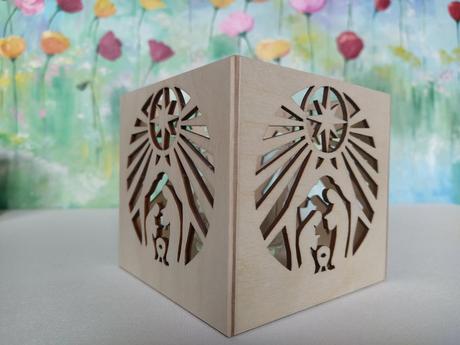 Drevený svietnik betlehem, 