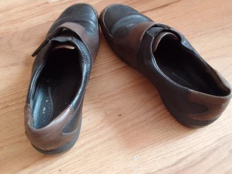 Kožené poltopánky, baťa,39