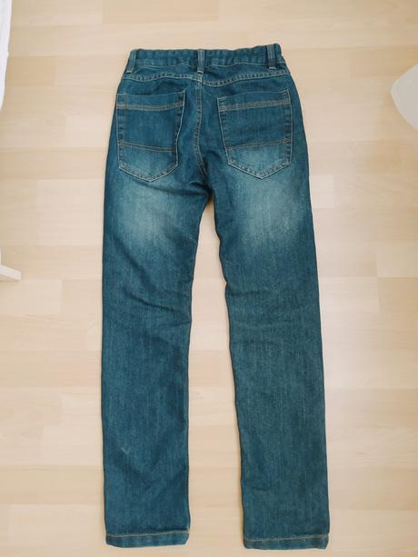 Modré vyšúchané rifle, chapter young,140