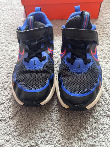 Nike cosmic runner 32, nike,32