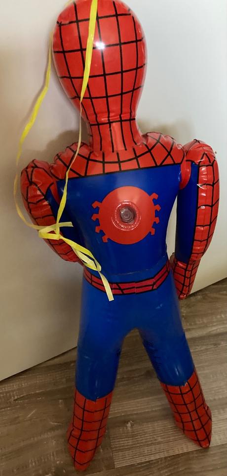 Nafukovací spider-man,