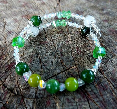 Náramok z olivínu a krištáľu pre leva, pannu aj vá, 