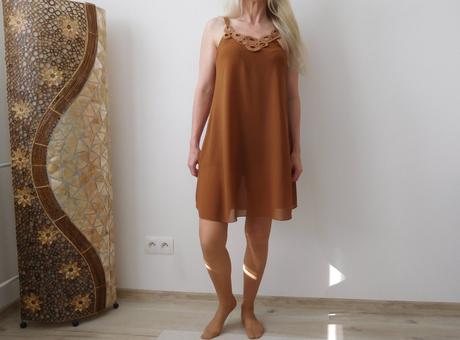 Šaty hnedé padavý materiál m/l, m