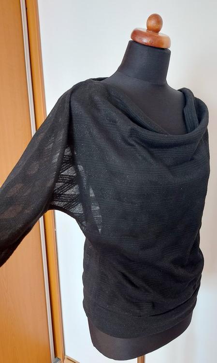 Top s netopierím rukávom, voľnejší strih, m