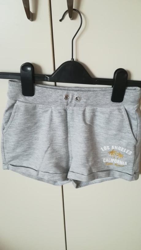 Kratke nohavice, h&m,146