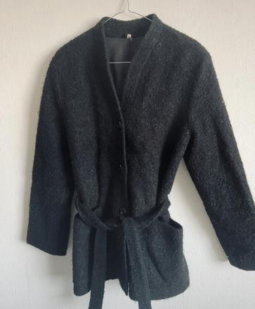 Perfektny vlneny vintage kabat prava vlna 80 perc, 38