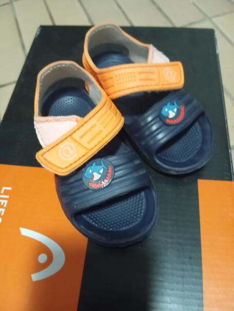 Sandálky a kroksy, 22