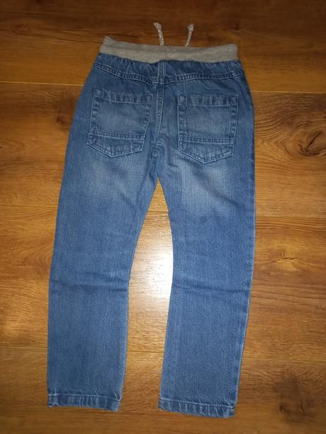 Mix oblečenia, 104–116