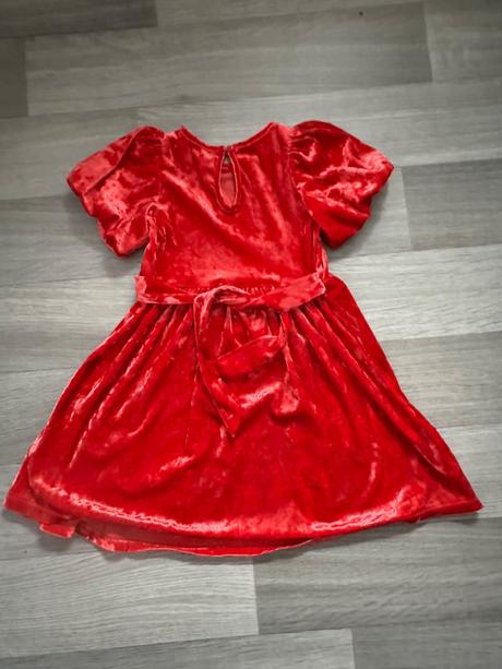 Zamatové šaty, pepco,110