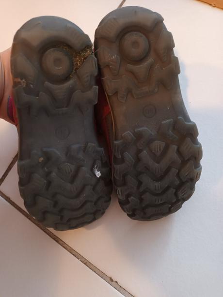 Sandalky protetika 30 -sú mensie, protetika,30