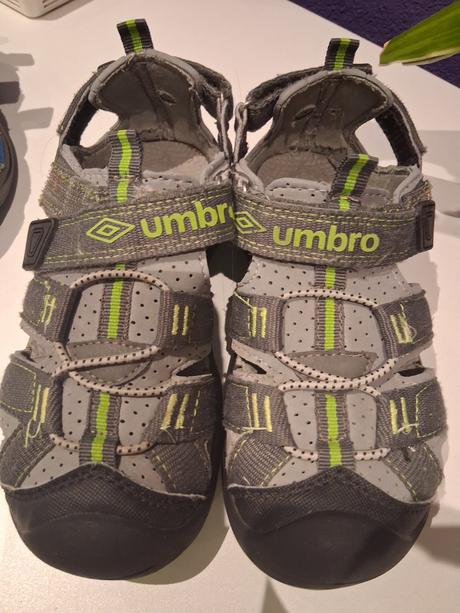 Umbro sandále, umbro,32