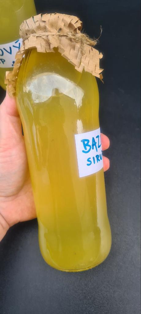 Domáci bazový sirup, 