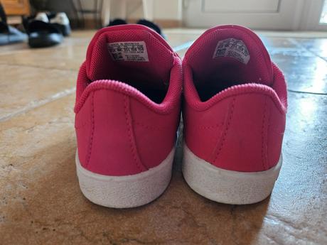 Malinovo ružové botasky adidas 25,5, adidas,25