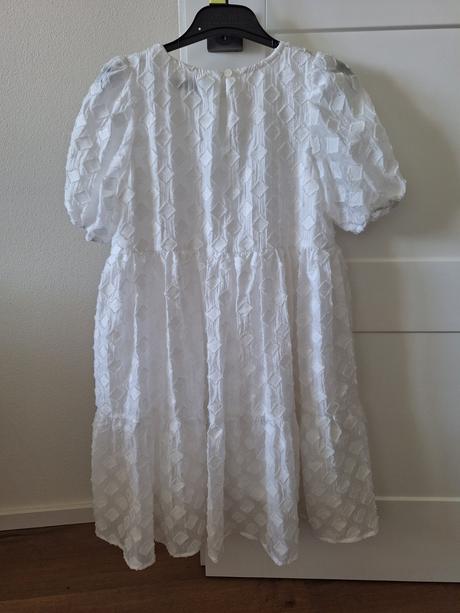 Biele saty, reserved,134