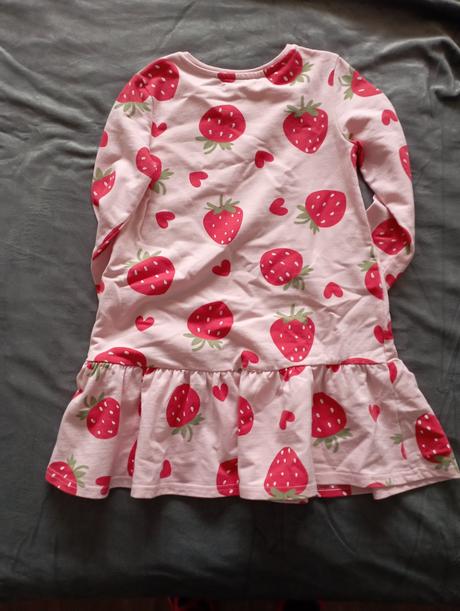 Šaty s jahodami 122, sinsay,122