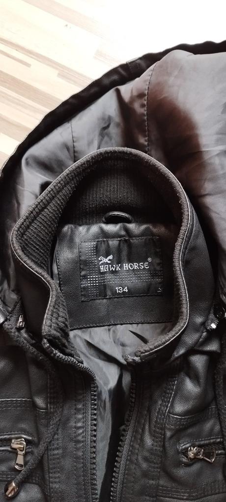 Chlapčenská koženka, 134