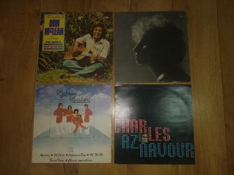 Rôzne vynilové platne,