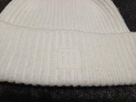 Biela damska ciapka v.uni, 