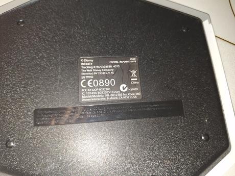 Predám hraciu konzolu ku x boxu 360,