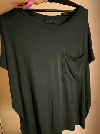 Krásne tričko veľ.44, f&f,44