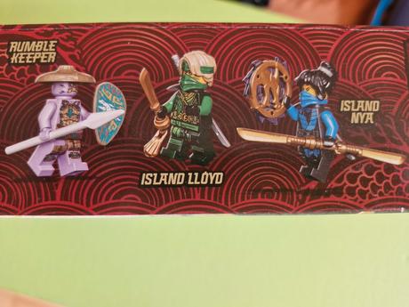 Lego ninjago lloydova motorka do džungle, 