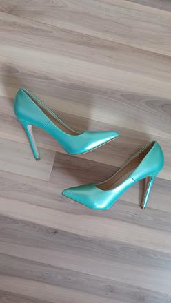 Mentolové lodičky, 37