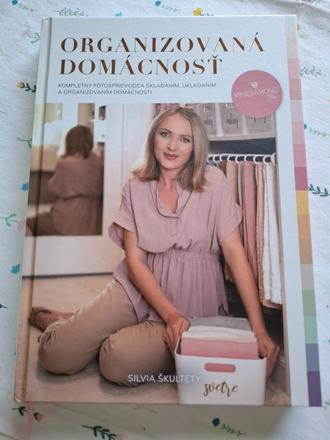 Kniha organizovaná domacnost, 