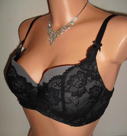 Elegantna krajkovana podprsenka s maslickami, h&m,85b