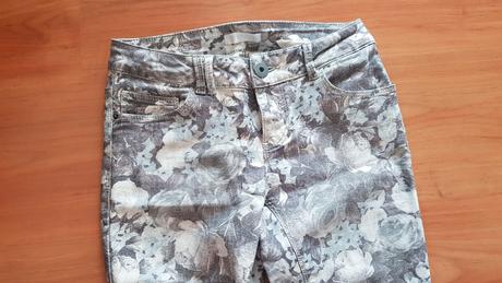 Elasticke kvetové nohavice, promod,xs