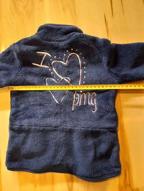 Tmavomodrá chlpatka, primigi,98